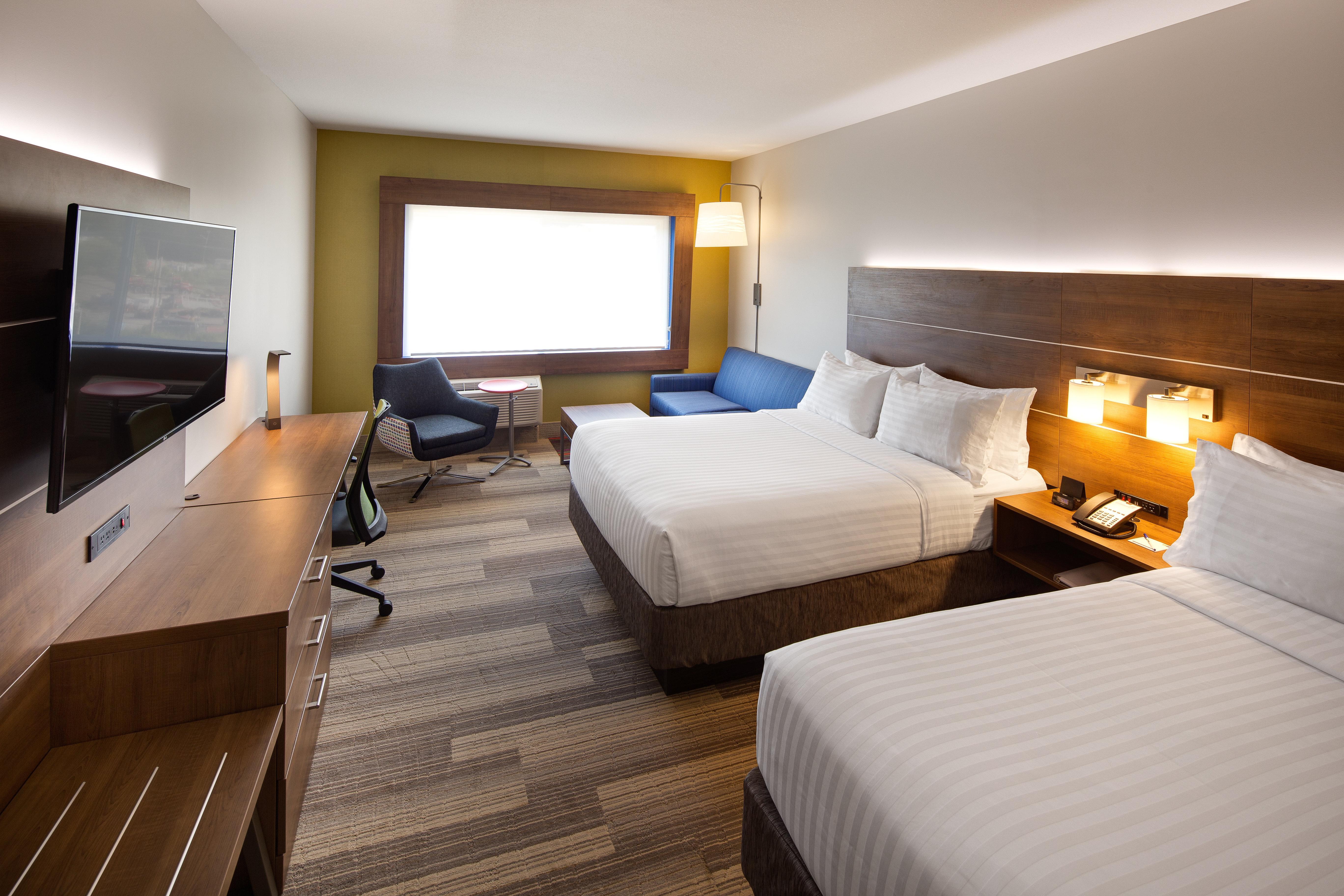 Holiday Inn Express & Suites Terrace By Ihg Exteriör bild