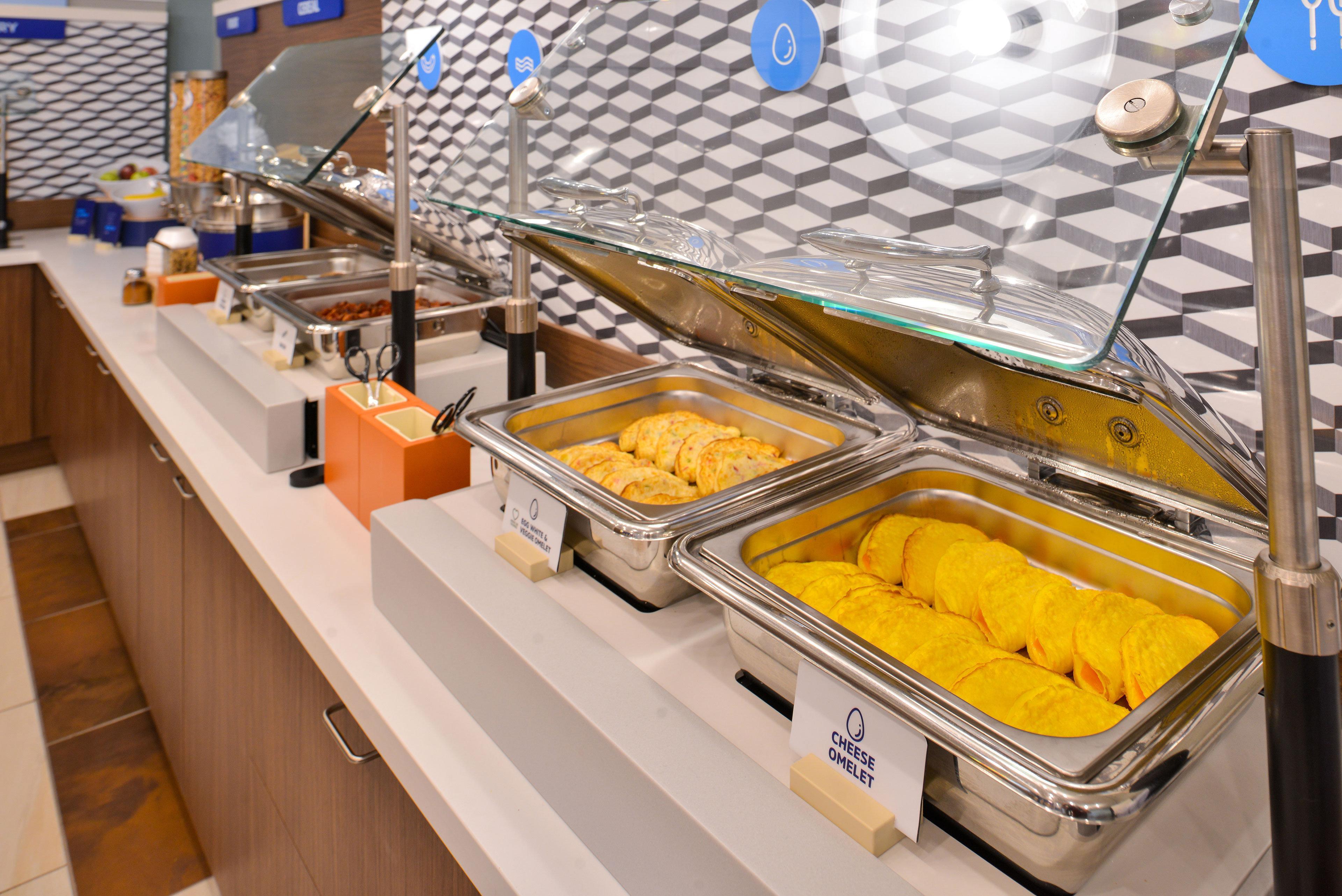 Holiday Inn Express & Suites Terrace By Ihg Exteriör bild